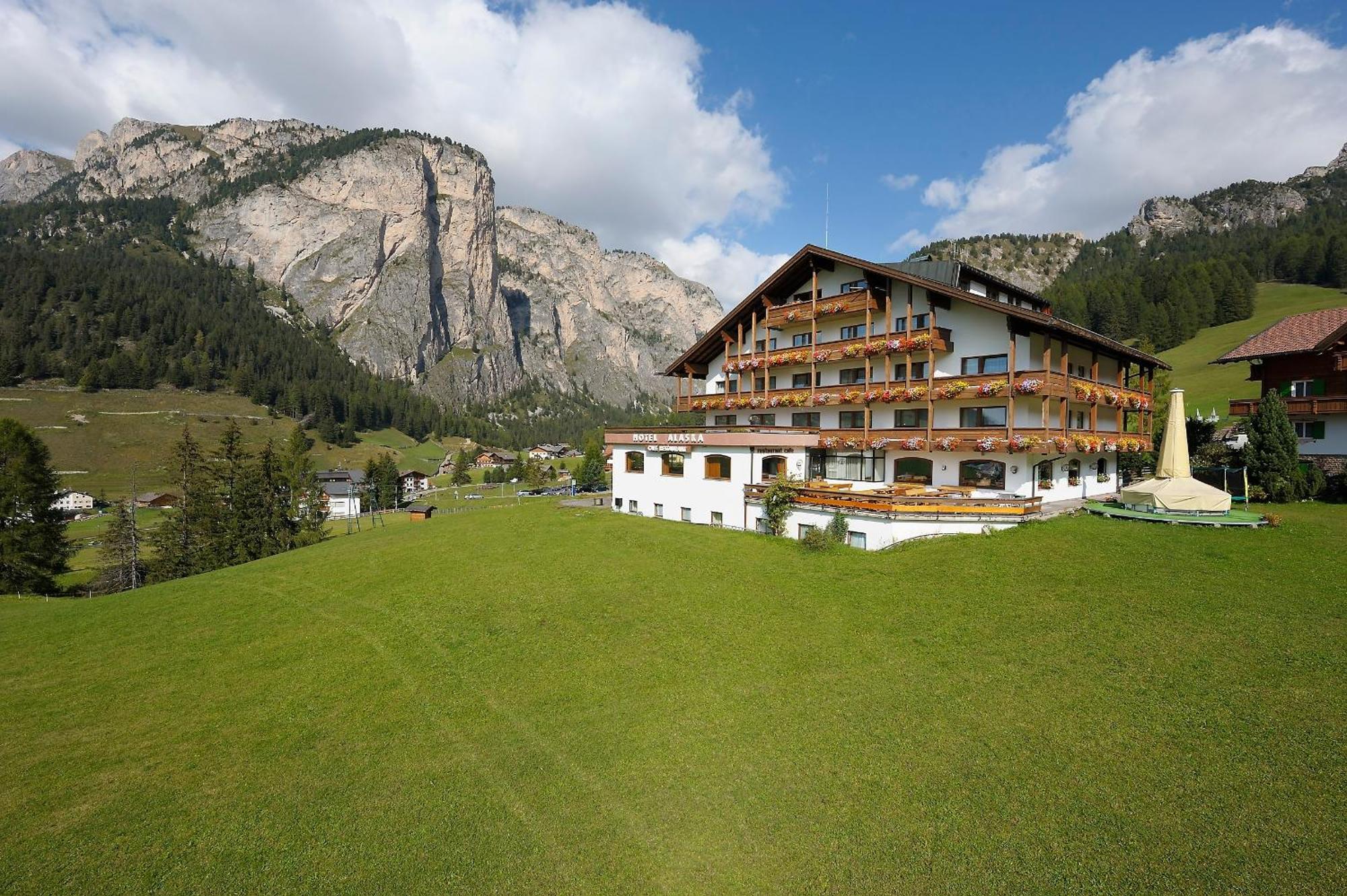 Hotel Alaska Selva di Val Gardena Extérieur photo