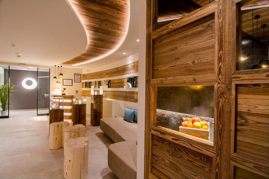Hotel Alaska Selva di Val Gardena Extérieur photo